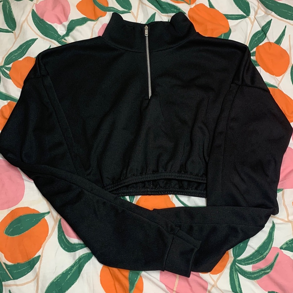 Quarter zip cropped sweatshirt